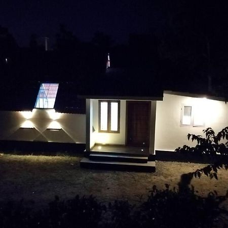 Farmstay In ചില്ലുകൂടാരം At Les Domki Et Al. Vagamon Esterno foto