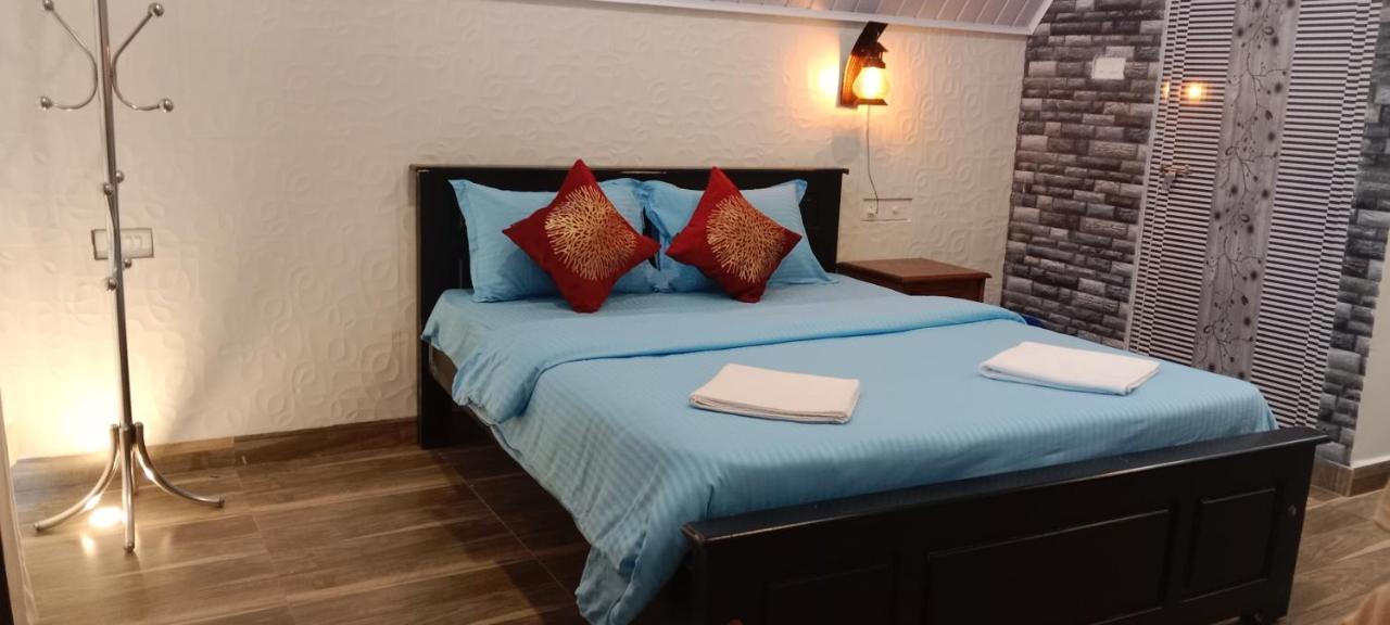 Farmstay In ചില്ലുകൂടാരം At Les Domki Et Al. Vagamon Esterno foto